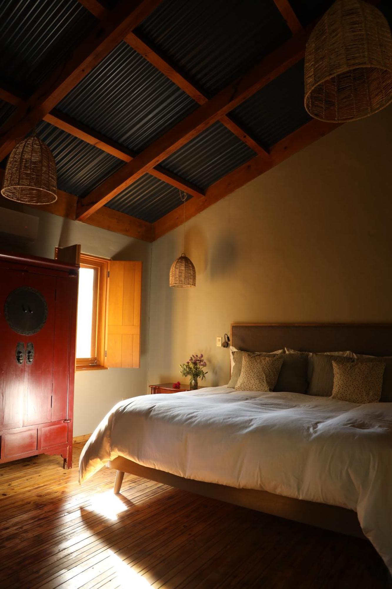 Chalet Alma Liebre Vinedos Del Valle